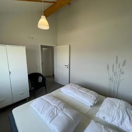 G24 Mit Sauna Im Eigenen Garten بيت للعطل بوتجادينغين
